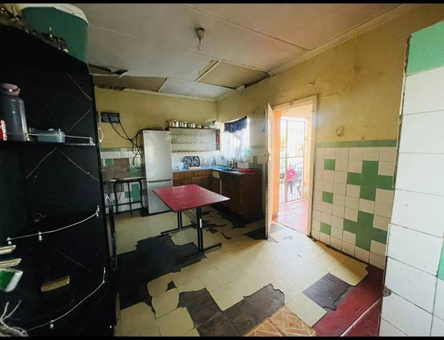 2 BEDROOM HOUSE FOR SALE IN ZWIDE